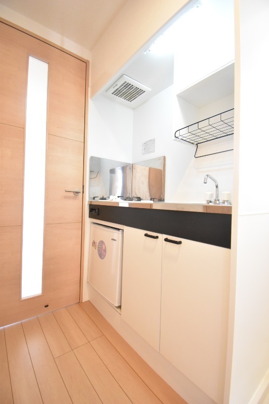 ��ʌ��������܎s������厚�������̃}���V�����̃L�b�`��