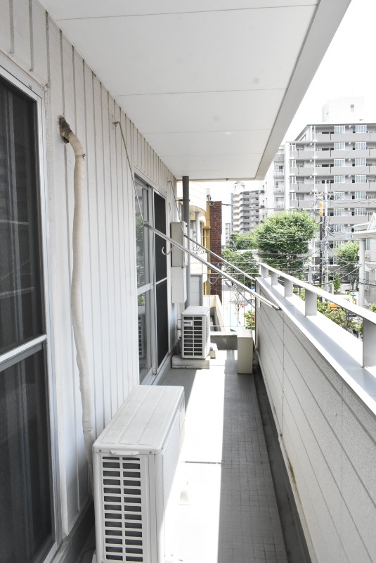 ��ʌ��������܎s����Y�a�R���ڂ̃}���V�����̃o���R�j�[