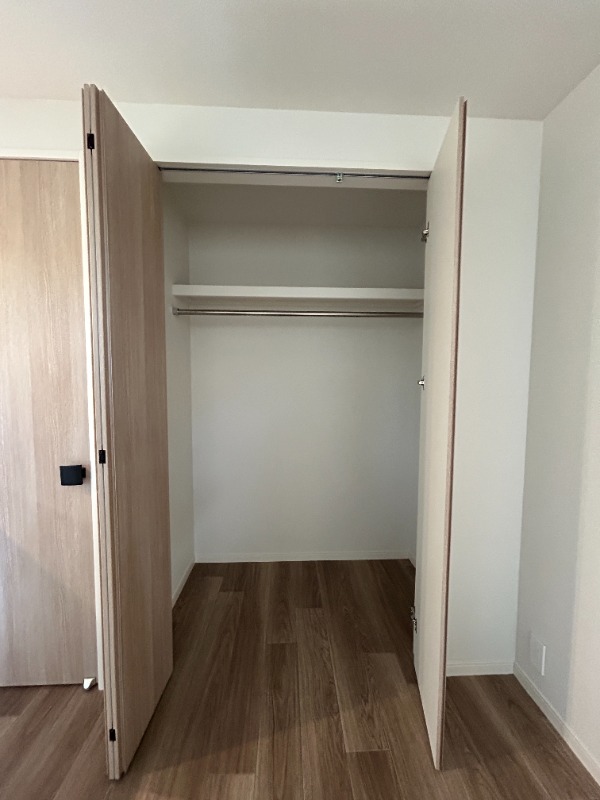 ��ʌ��������܎s�����攪���q�Q���ڂ̃A�p�[�g�̎��[