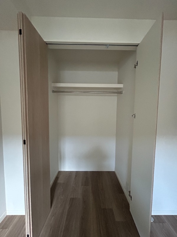 ��ʌ��������܎s�����攪���q�Q���ڂ̃A�p�[�g�̂��̑������E�X�y�[�X