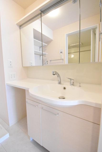 ��ʌ��������܎s���搼��{�P���ڂ̃A�p�[�g�̐��ʏ�