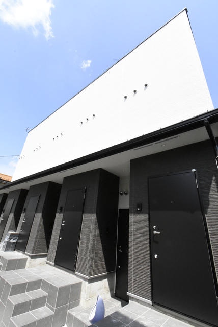 ��ʌ��������܎s������x�蒬171-2�̃A�p�[�g�̌����O��