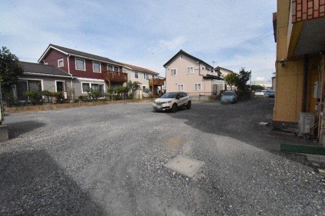 ��ʌ��k�����S�ɓޒ����R���ڂ̃}���V�����̒��ԏ�