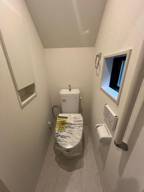 ��ʌ�����s�����R���ڂ̈�ˌ��Ẵg�C��