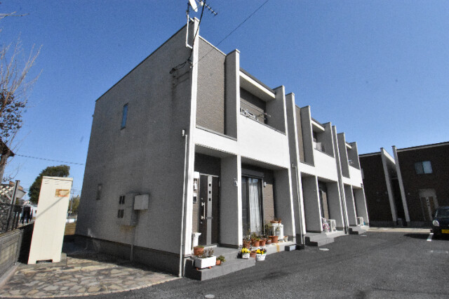 ��ʌ��@�c�s���m�؂S���ڂ̃e���X�n�E�X�̂��̑�