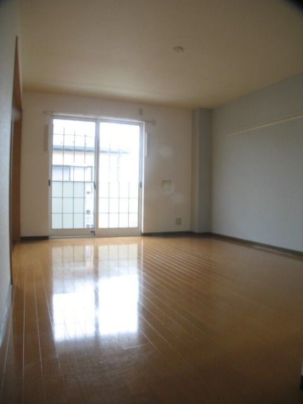 ��ʌ��k�����S�ɓޒ��w���S���ڂ̃}���V�����̋��ԁE���r���O