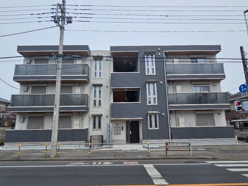 ��ʌ��������܎s�Y�a��j���J�P���ڂ̃A�p�[�g�̌����O��