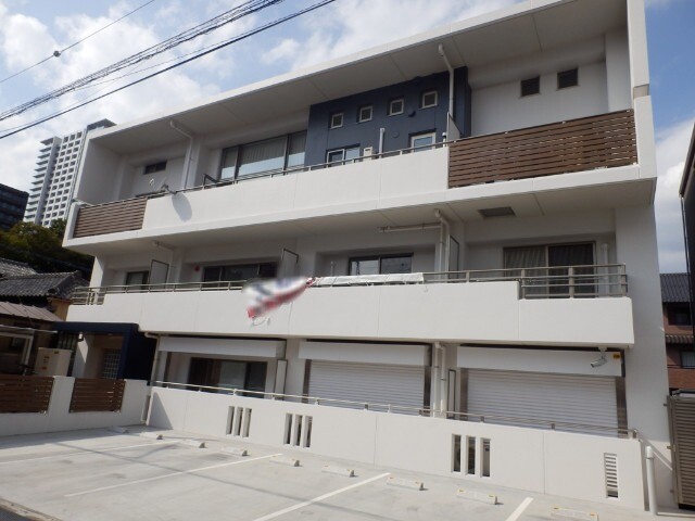 ��ʌ��������܎s��{���Ԓ��Q����12�̃}���V�����̌����O��