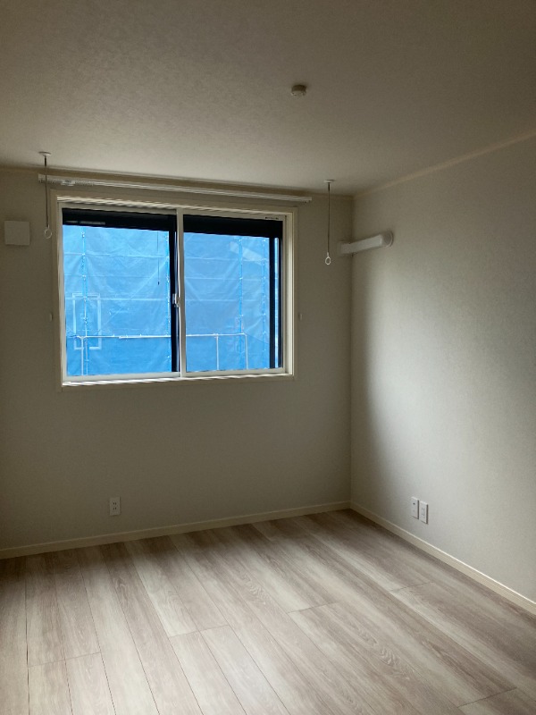 ��ʌ��������܎s��摾�c�E�Q���ڂ̃A�p�[�g�̂��̑������E�X�y�[�X