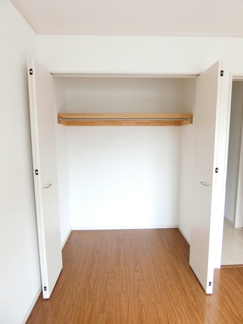 ��ʌ��k�����S�ɓޒ������Q���ڂ̃A�p�[�g�̎��[