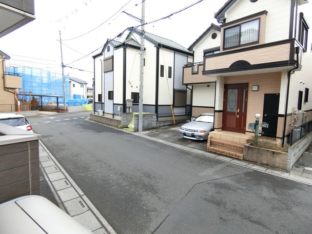 ��ʌ��k�����S�ɓޒ������Q���ڂ̃A�p�[�g�̂��̑�