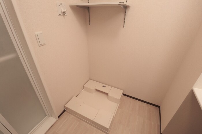 ��ʌ��z�J�s���C�N�^�E���T���ڂ̃A�p�[�g�̂��̑�