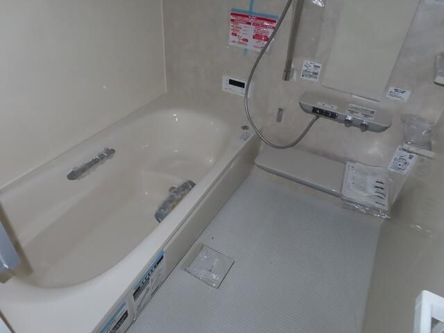 ��ʌ��@�c�s���P���ڂ̃A�p�[�g�̃o�X