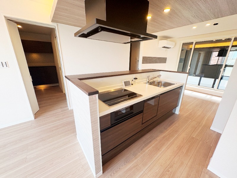 ��ʌ��������܎s��{��O���P���ڂ̃}���V�����̃L�b�`��