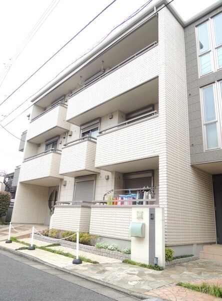 ��ʌ��������܎s��{�擌���P���ڂ̃A�p�[�g�̌����O��