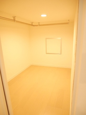 ��ʌ�����s���ԂP���ڂ̃A�p�[�g�̎��[