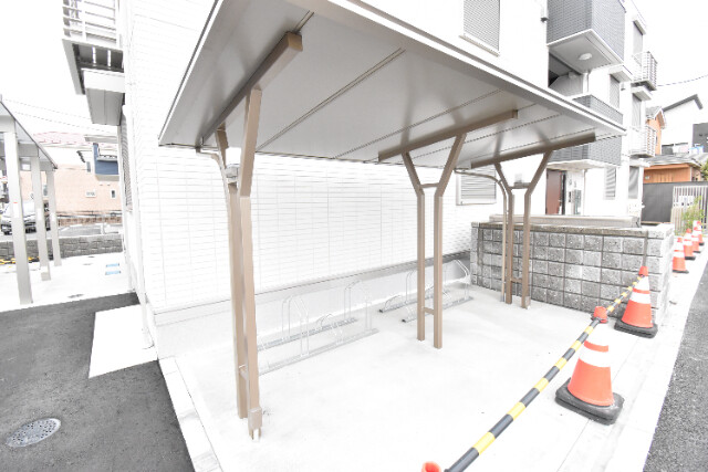 ��ʌ�����s�厚���̃A�p�[�g�̂��̑�