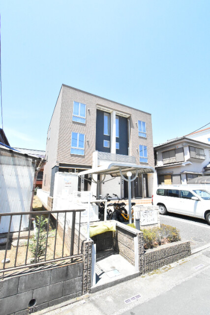 ��ʌ�����s���ԂR����19-2�̃A�p�[�g�̌����O��