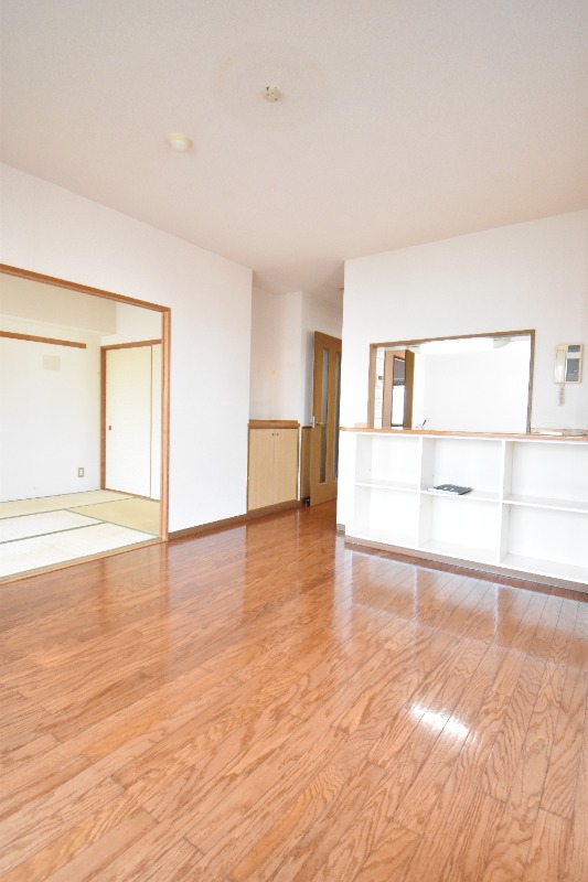 ��ʌ��������܎s��{��听���Q���ڂ̃}���V�����̋��ԁE���r���O