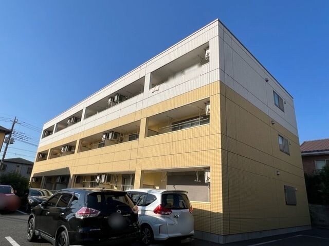 ��ʌ�����s�씵���J�U����3-10�̃}���V�����̌����O��