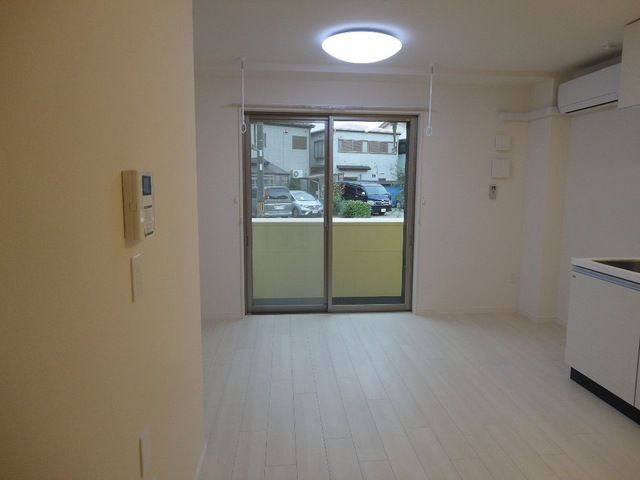 ��ʌ�����s�씵���J�U���ڂ̃}���V�����̂��̑������E�X�y�[�X