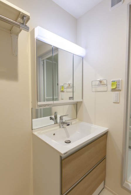 ��ʌ������s����U���ڂ̃}���V�����̐��ʏ�