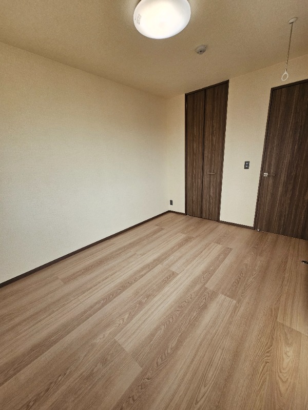 ��ʌ��������܎s��{��y�蒬�R���ڂ̃A�p�[�g�̂��̑������E�X�y�[�X