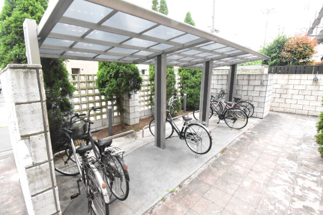 ��ʌ��������܎s�k��������Q���ڂ̃A�p�[�g�̂��̑�