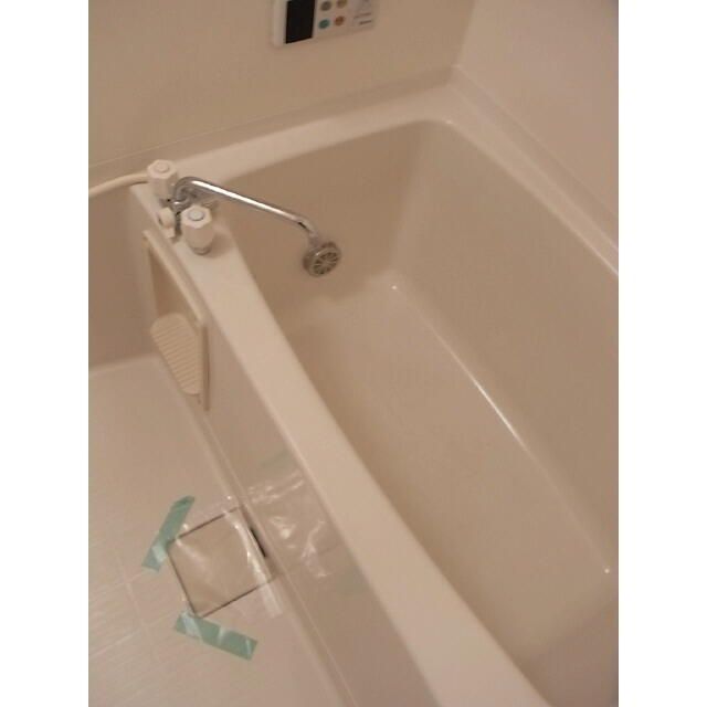 ��ʌ������s���v��̃A�p�[�g�̃o�X