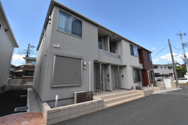 ��ʌ��@�c�s�厚�쓇776-2�̃A�p�[�g�̌����O��