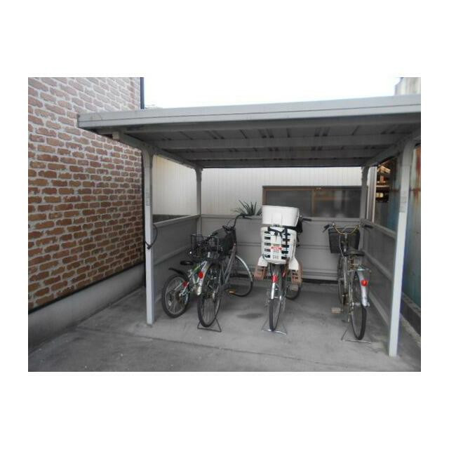 ��ʌ������s���v��̃A�p�[�g�̂��̑�