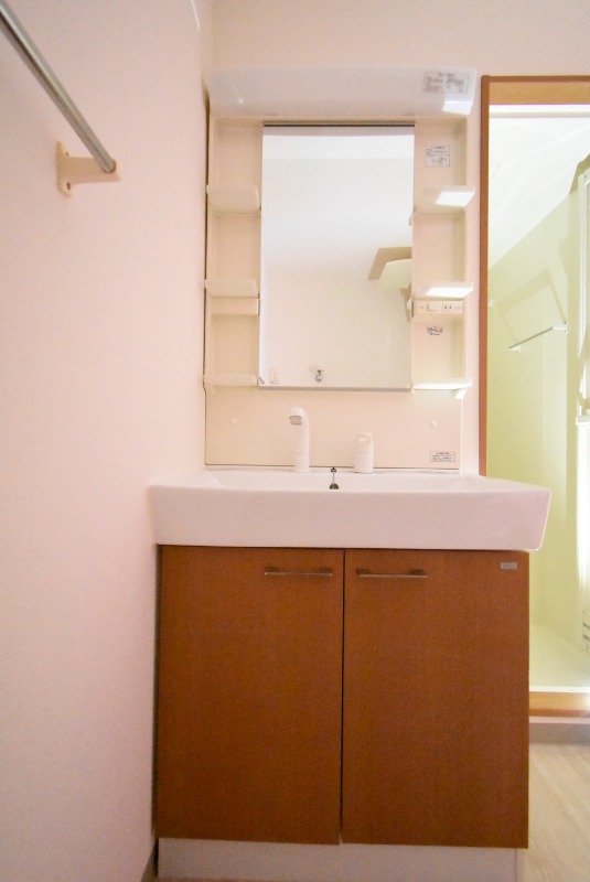 ��ʌ��������܎s�Y�a��؍�T���ڂ̃}���V�����̐��ʏ�