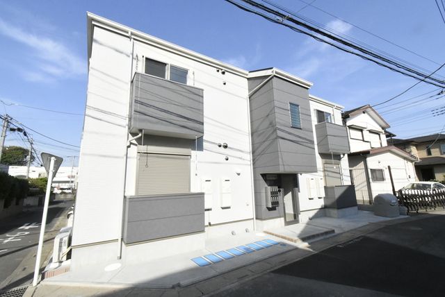 ��ʌ��������܎s�������a�c���P����1306-1�̃A�p�[�g�̌����O��