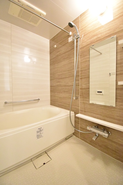 ��ʌ��������܎s��{��g�~���P���ڂ̃}���V�����̃o�X