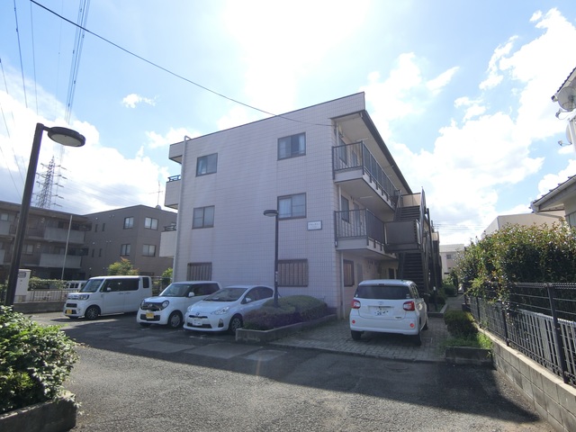 ��ʌ��������܎s�������a�c���P���ڂ̃}���V�����̒��ԏ�