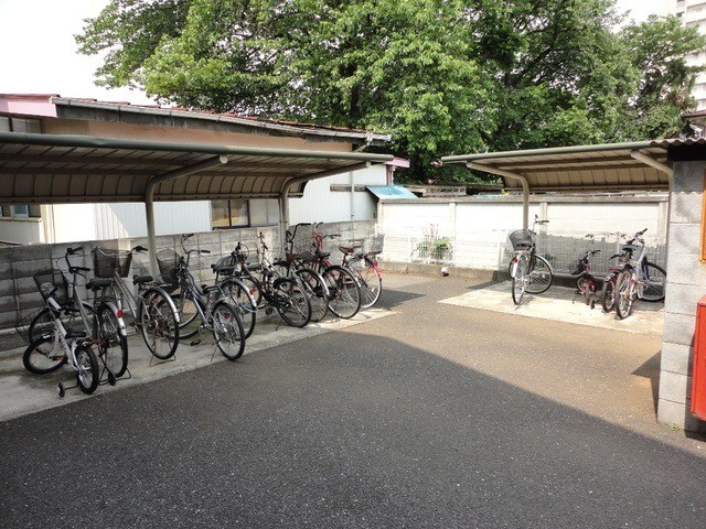 ��ʌ��������܎s�k����i���Q���ڂ̃A�p�[�g�̂��̑�