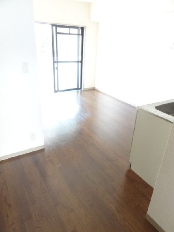 ��ʌ��������܎s��{����ؒ��S���ڂ̃}���V�����̋��ԁE���r���O