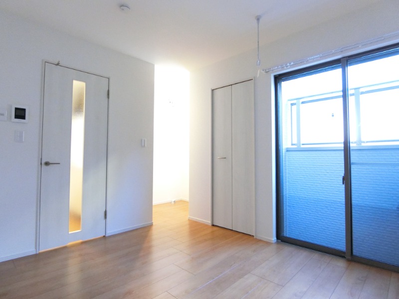 ��ʌ��������܎s�������a�c���Q���ڂ̃A�p�[�g�̋��ԁE���r���O