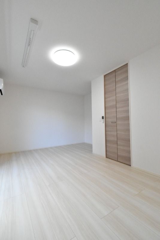 ��ʌ��������܎s�k����i���P���ڂ̃A�p�[�g�̂��̑������E�X�y�[�X