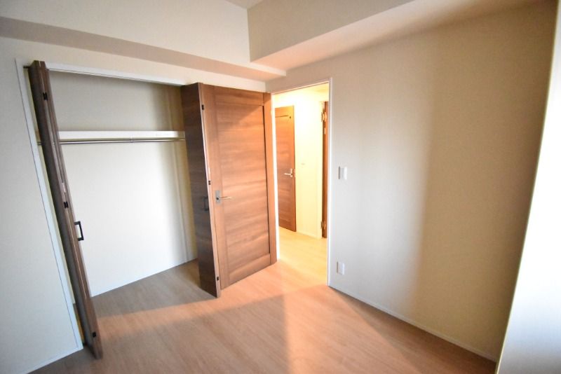 ��ʌ��������܎s��{��y�蒬�Q���ڂ̃}���V�����̎��[