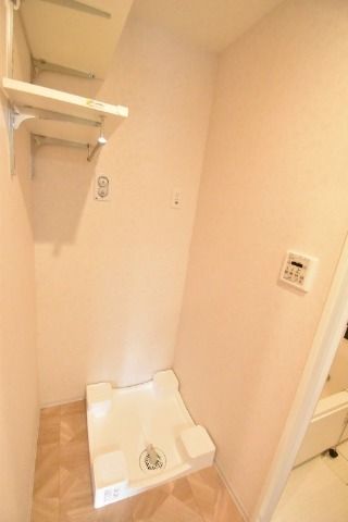 ��ʌ��������܎s��{��y�蒬�Q���ڂ̃}���V�����̂��̑������E�X�y�[�X