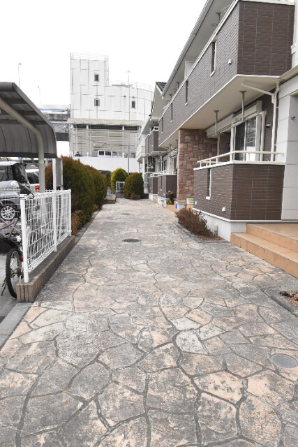 ��ʌ��������܎s��������S���ڂ̃A�p�[�g�̃G���g�����X