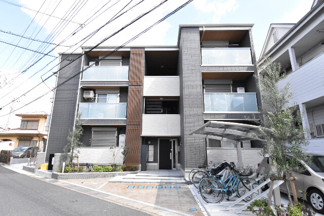 ��ʌ��z�J�s��z�J�R����23-58�̃A�p�[�g�̌����O��