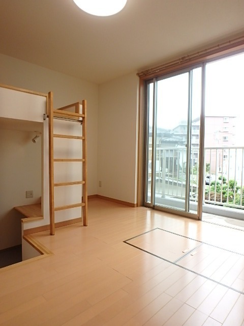 ��ʌ��������܎s��{��㏬���̃}���V�����̋��ԁE���r���O