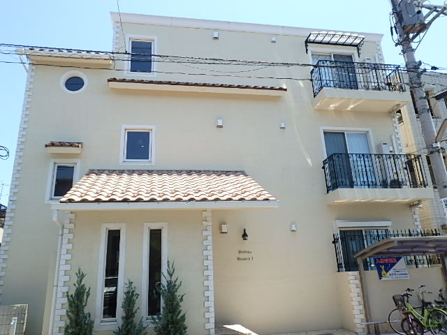 ��ʌ��������܎s��{��㏬��822-1�̃}���V�����̌����O��