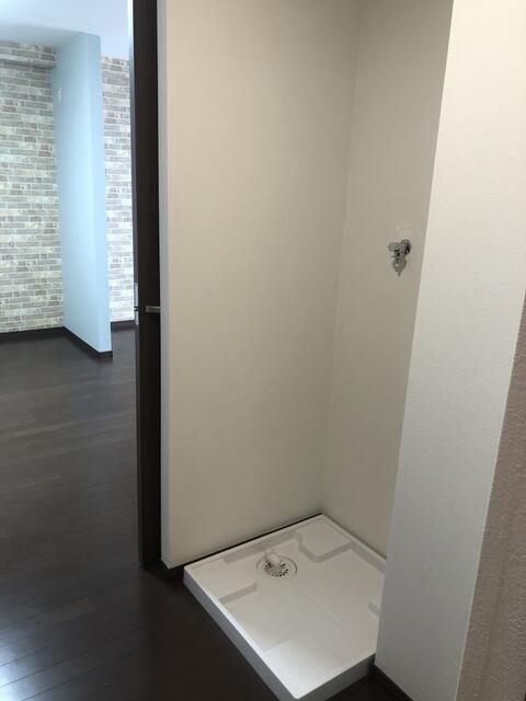 ��ʌ��������܎s�k��ޗǒ��̃}���V�����̂��̑��ݔ�