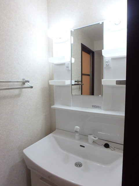 ��ʌ��������܎s�k����i���R���ڂ̃}���V�����̐��ʏ�