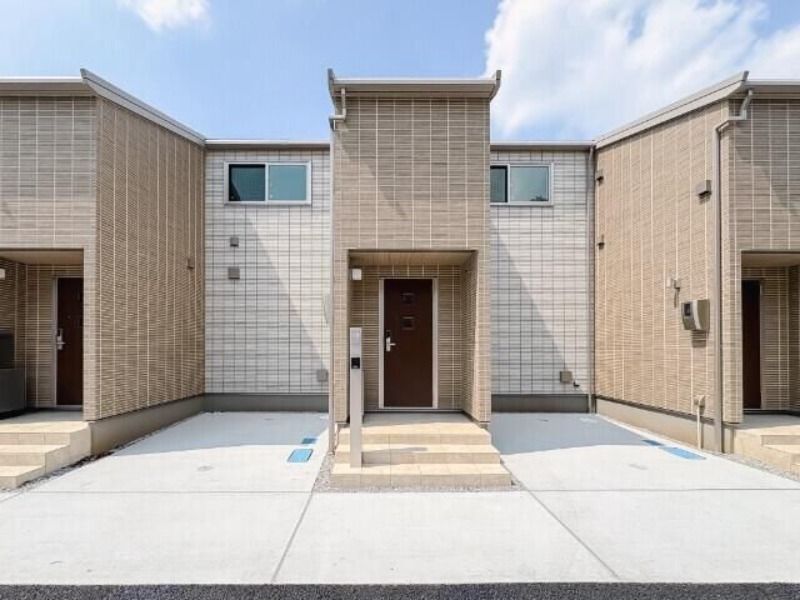 ��ʌ��������܎s������厚�쒆�ۂ̃^�E���n�E�X�̌����O��