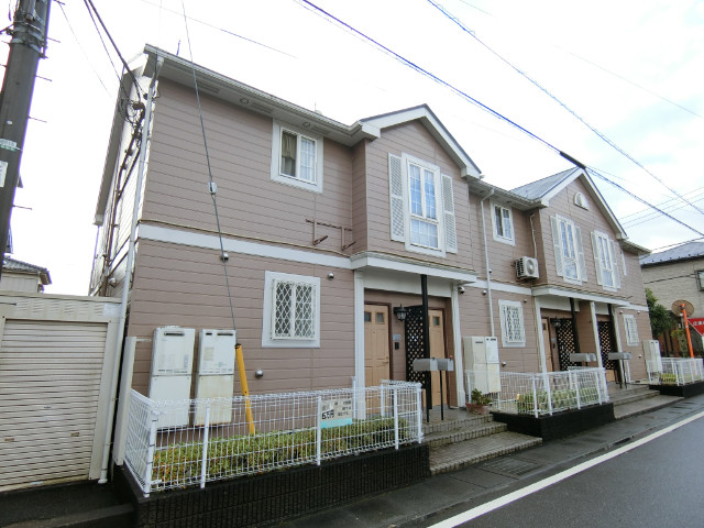 ��ʌ������s���h�Q���ڂ̃A�p�[�g�̌����O��