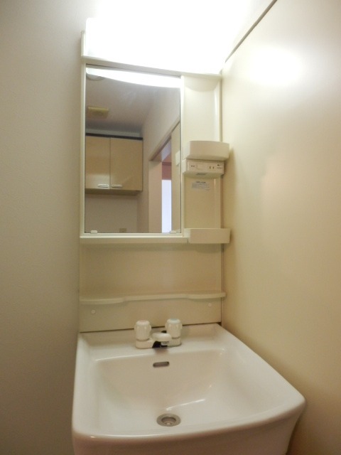 ��ʌ��������܎s�Y�a�捂���S���ڂ̃}���V�����̐��ʏ�